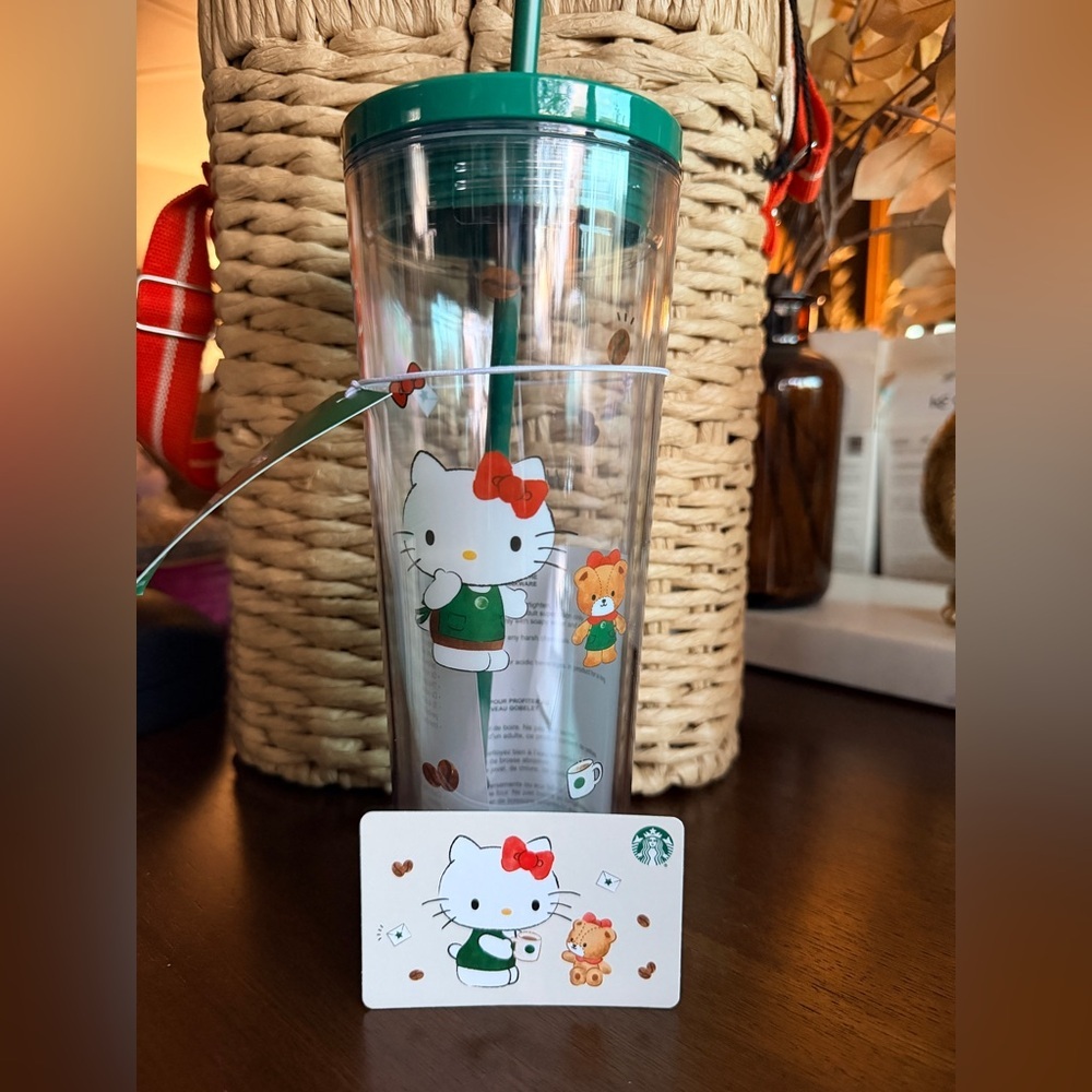 2025 Starbucks x Hello Kitty Sanrio Limited Edition Cold Cup Tumbler 24oz NWT - Picture 2 of 4